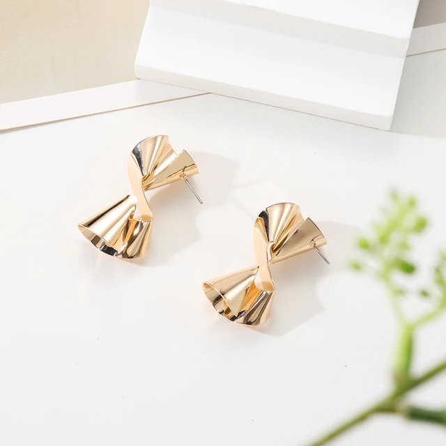 Boucles d'oreilles créoles rotatives en or 14 carats DAISY - Élégantes et hypoallergéniques