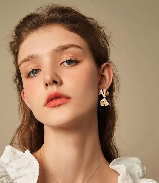 Boucles d'oreilles créoles rotatives en or 14 carats DAISY - Élégantes et hypoallergéniques