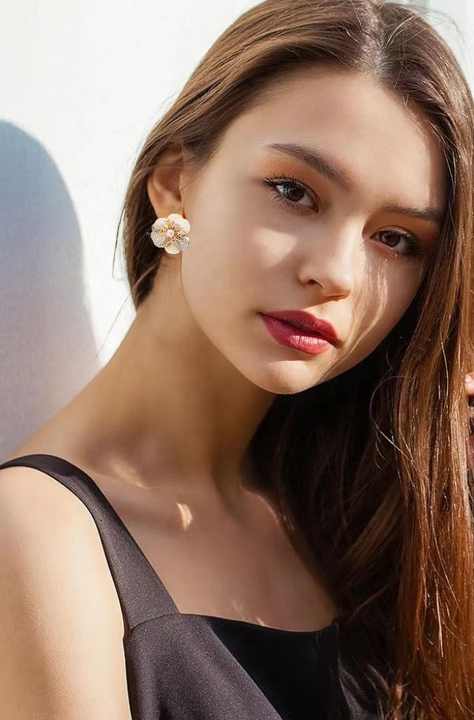 Boucles d'oreilles à tige florales élégantes ALLEGRA - Un cadeau de bijoux intemporel