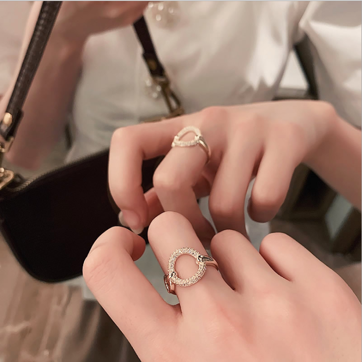 CELESTIA - Circle Pavé Zircon Adjustable Gold Ring