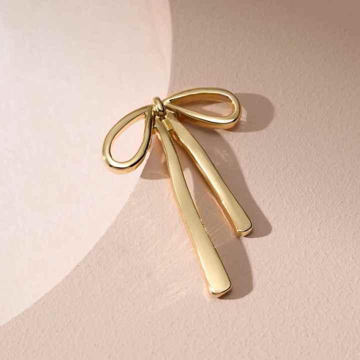 Boucles d'oreilles à tige en forme de nœud en ruban doré - Accessoires quotidiens élégants et cadeau de Saint-Valentin