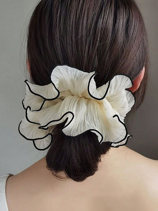 XL gigantische ecru chique stoffen scrunchies – elegante en minimalistische haarelastiekjes voor alledaagse glamour (kopie) (kopie) (kopie)