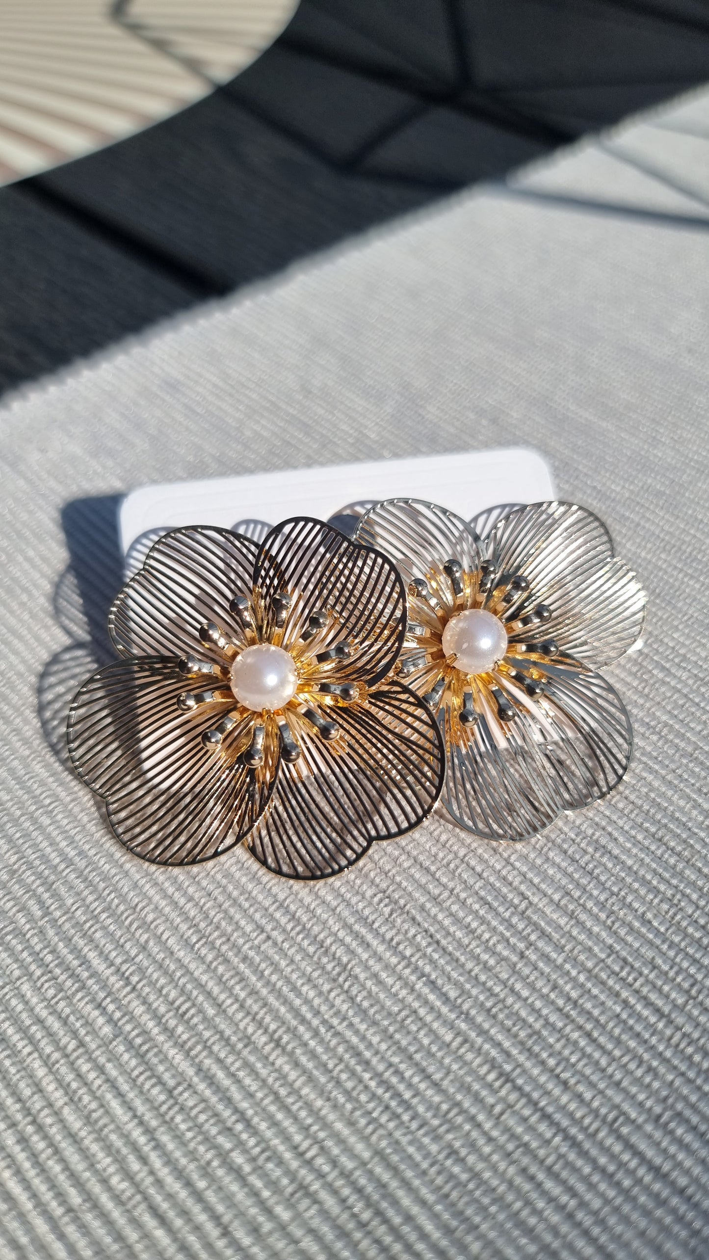Golden Bloom Earrings – Delicate, Elegant, Timeless