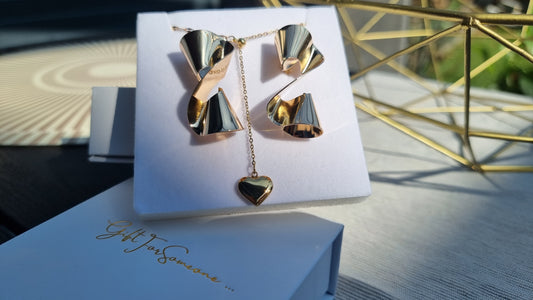 Statement Spiral Earrings – Bold, Elegant, Unforgettable